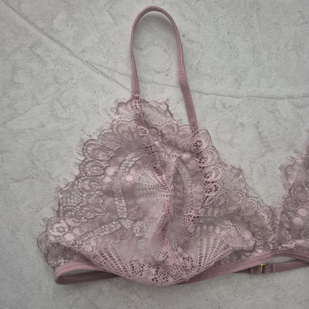 Set de Lencería / Pijama Satín y Encaje