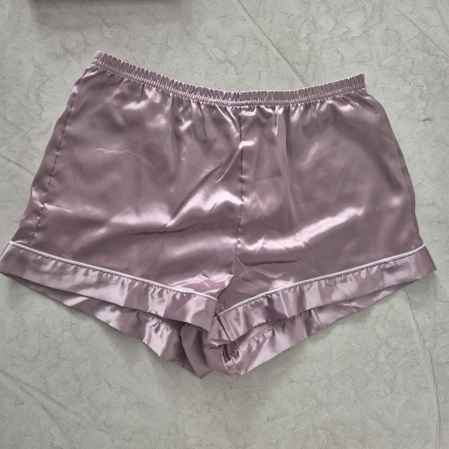 Set de Pijama de Satín de Tres Piezas